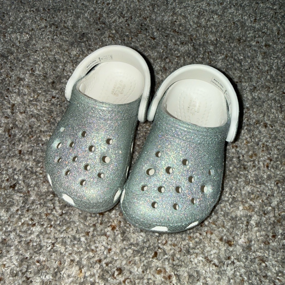 Crocs Classic Glitter Clog - Baby / Toddler - Iridescent - EUC